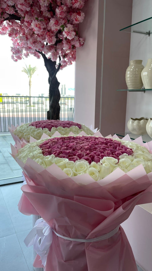 200 White & Pink Roses Bouquet - karazflowers.ae