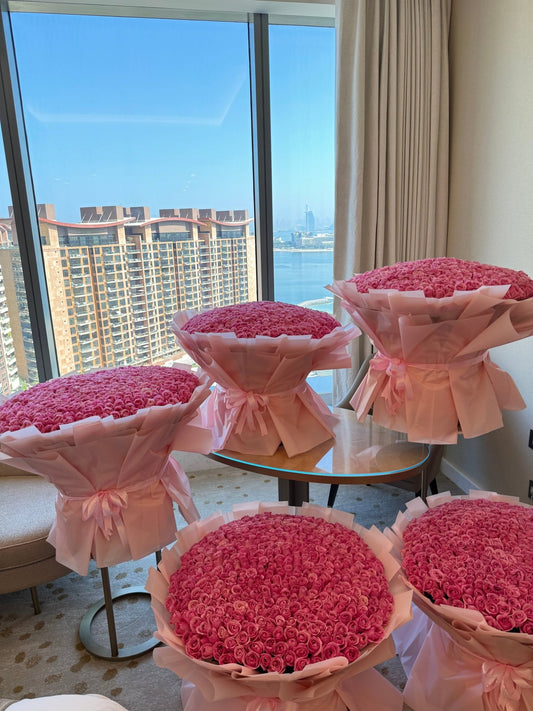 400 Roses Bouquet - karazflowers.ae