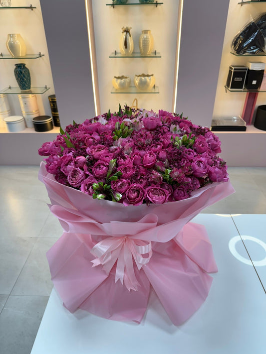 Elegant Julieta Mix 2 - karazflowers.ae