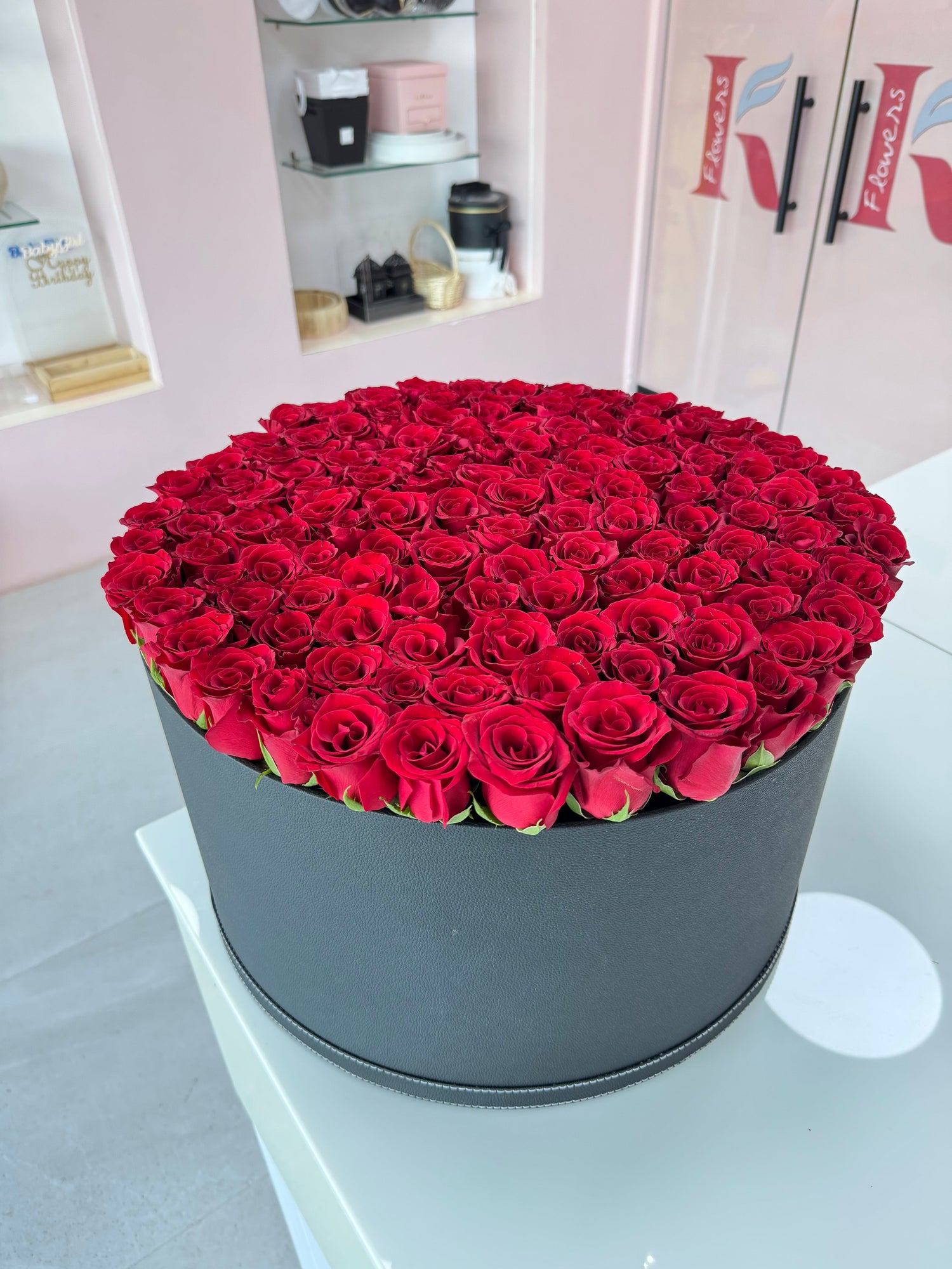Roses in a Box - karazflowers.ae