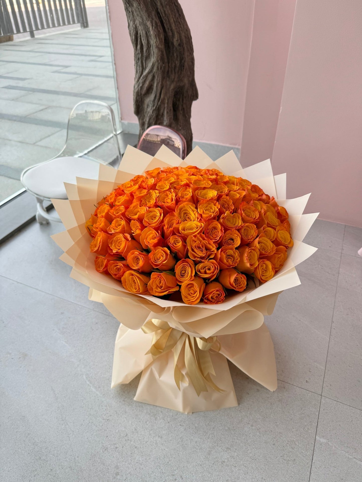 100 Orange Roses Bouquet - karazflowers.ae