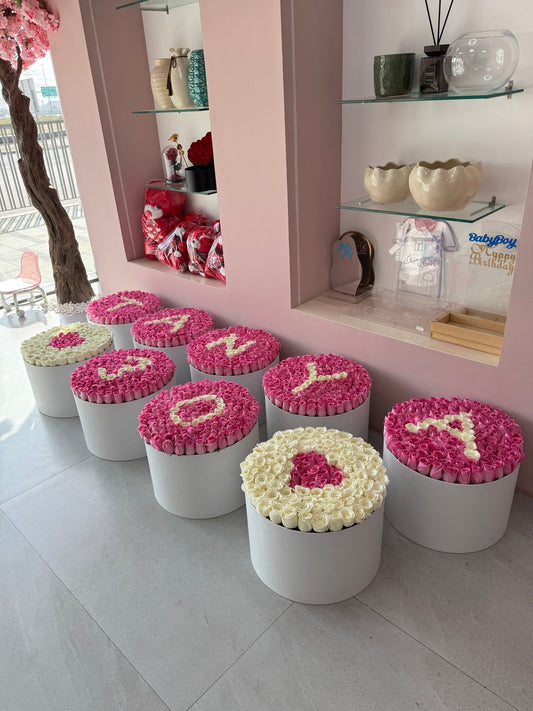 100 Pink Roses Box - karazflowers.ae