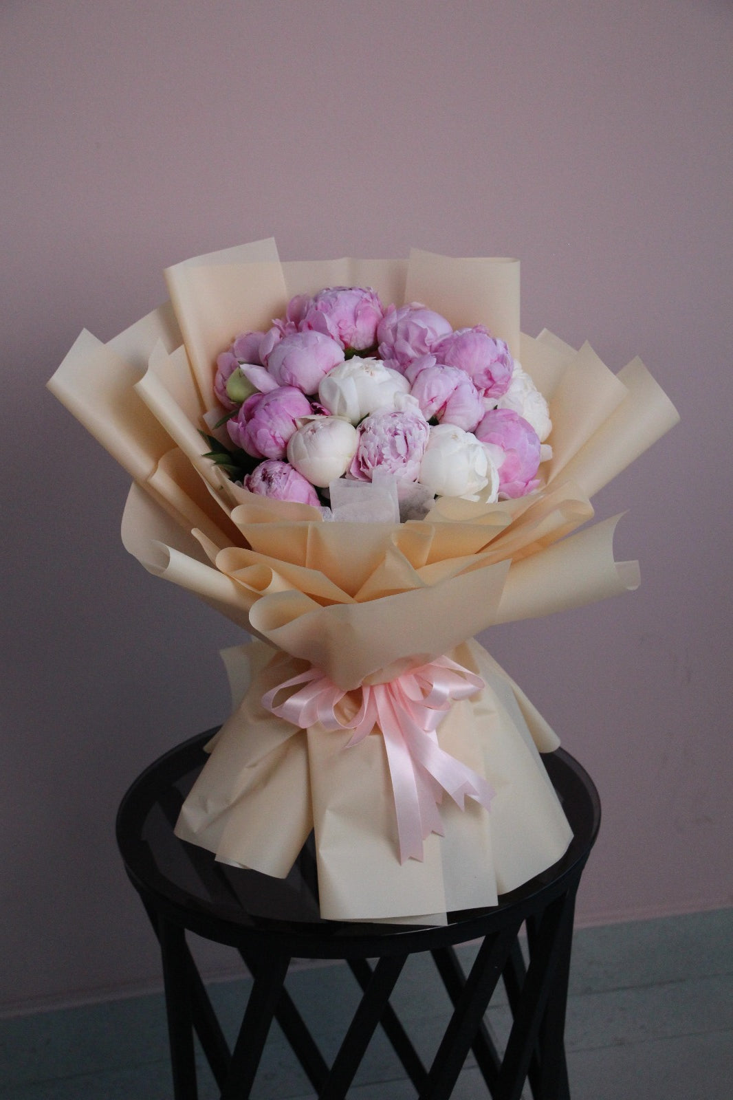 white and pink peonies
