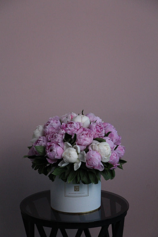 30 Pcs Peonies Bouquet - karazflowers.ae