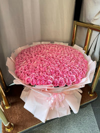 400 Roses Bouquet - karazflowers.ae