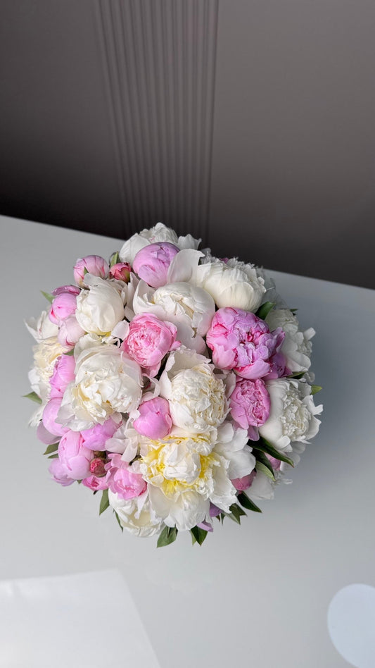 50 Pcs Peonies Bouquet - karazflowers.ae