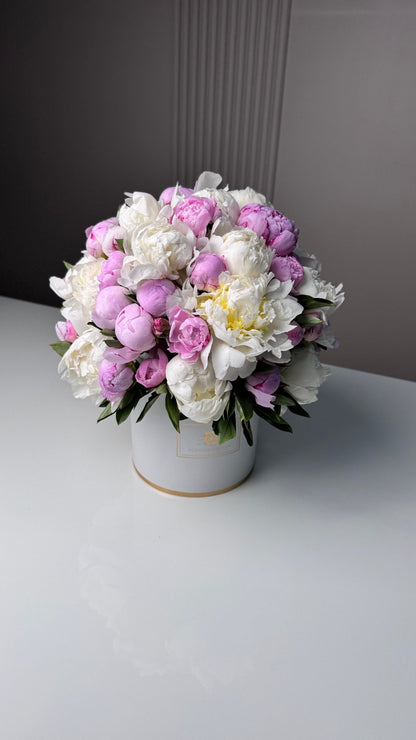 50 Pcs Peonies Bouquet - karazflowers.ae