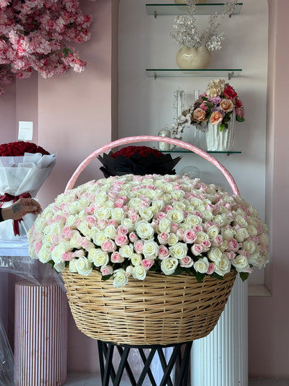 500 PCS White & Sweet Revival Mix Flower Basket – Premium Fresh Roses Arrangement UAE