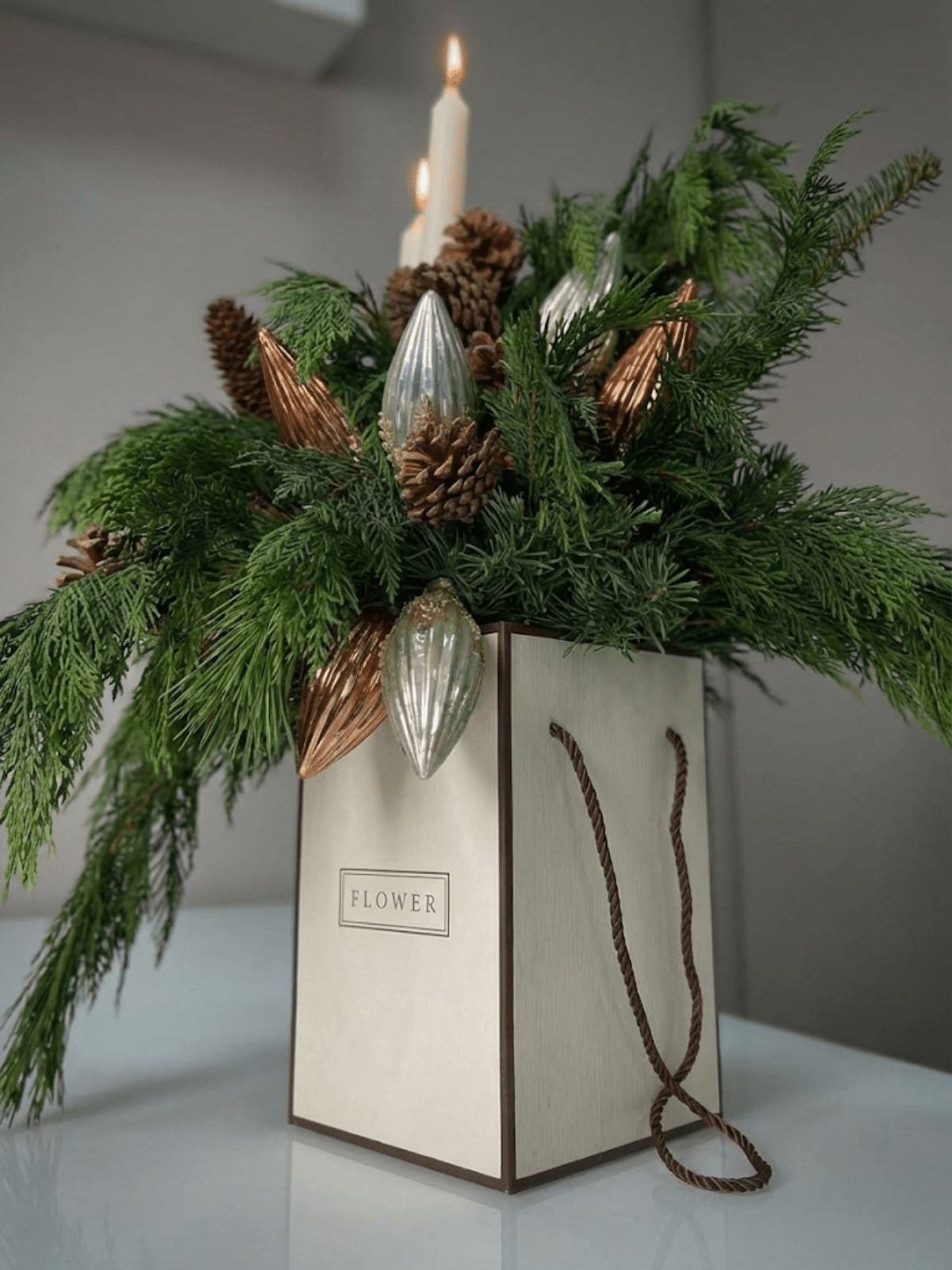 Classic Christmas Candle Centerpiece - karazflowers.ae