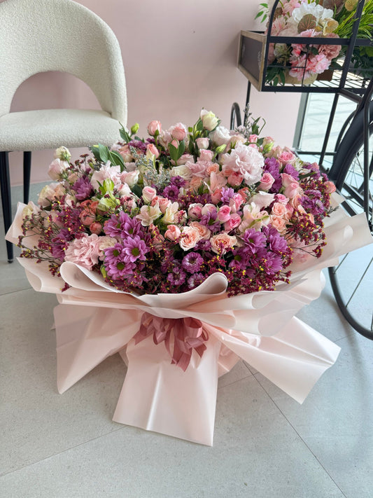 Elegant Julieta Mix 6 - karazflowers.ae