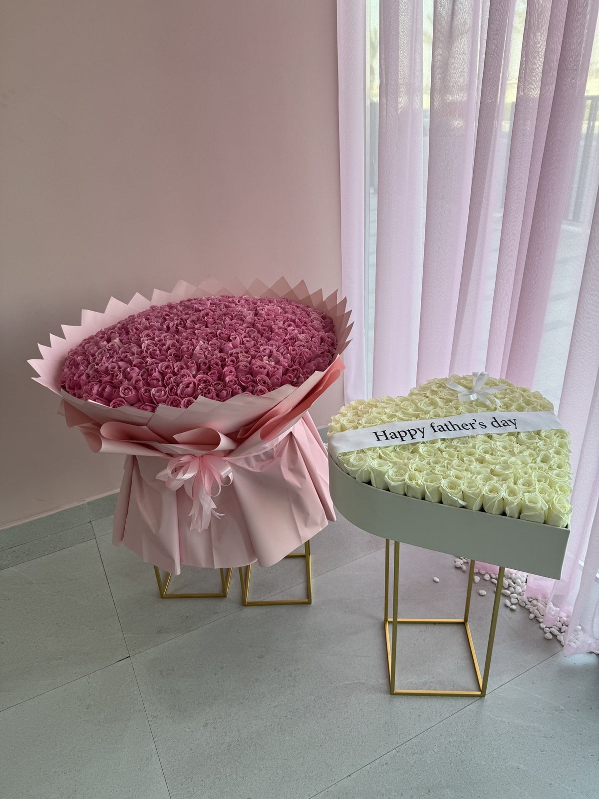 Father's Day Heart Rose Box | Karaz Flowers Dubai - karazflowers.ae