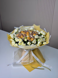 The 'Golden Glow' Bouquet - karazflowers.ae