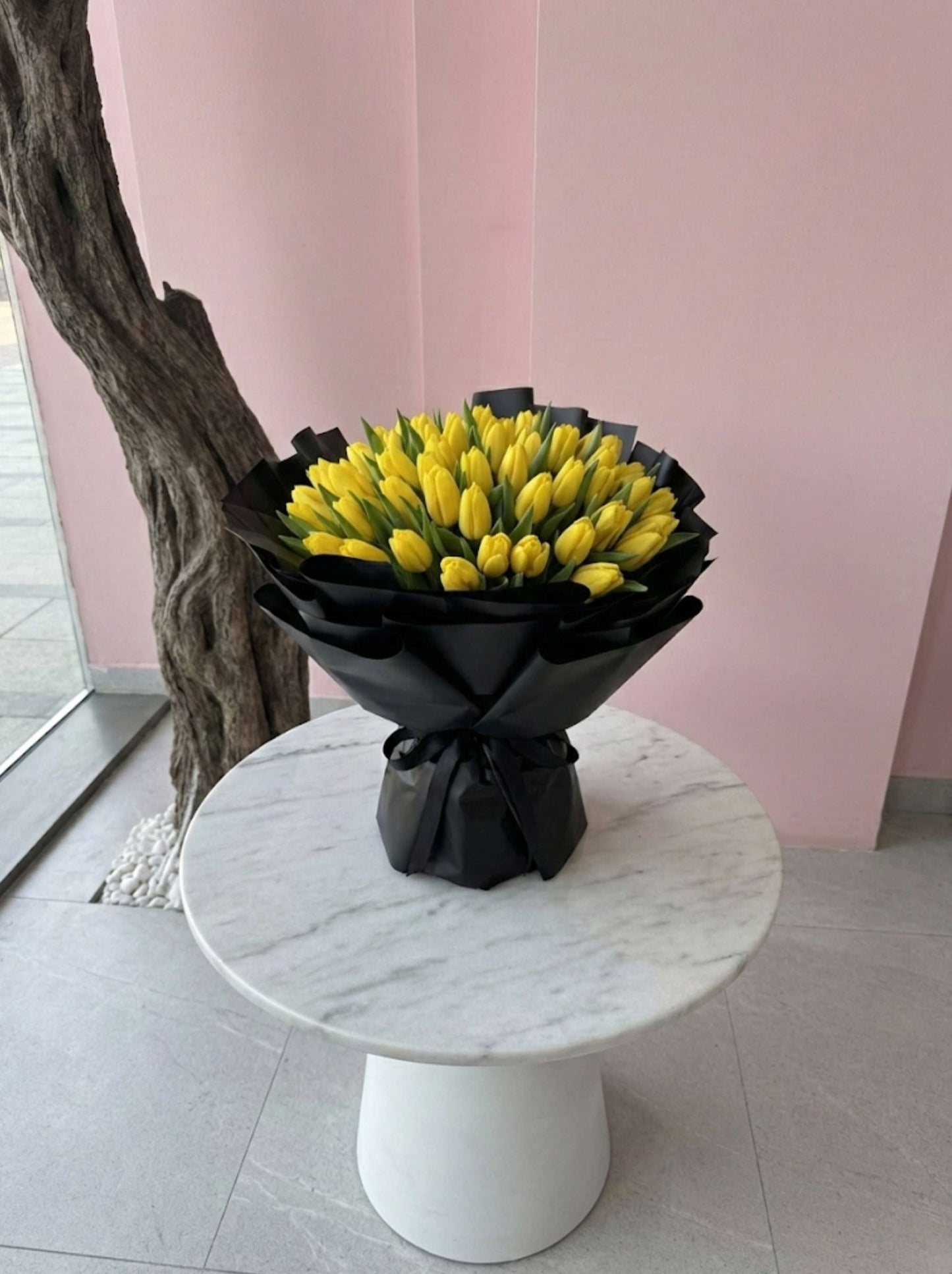Tulip Charm - karazflowers.ae