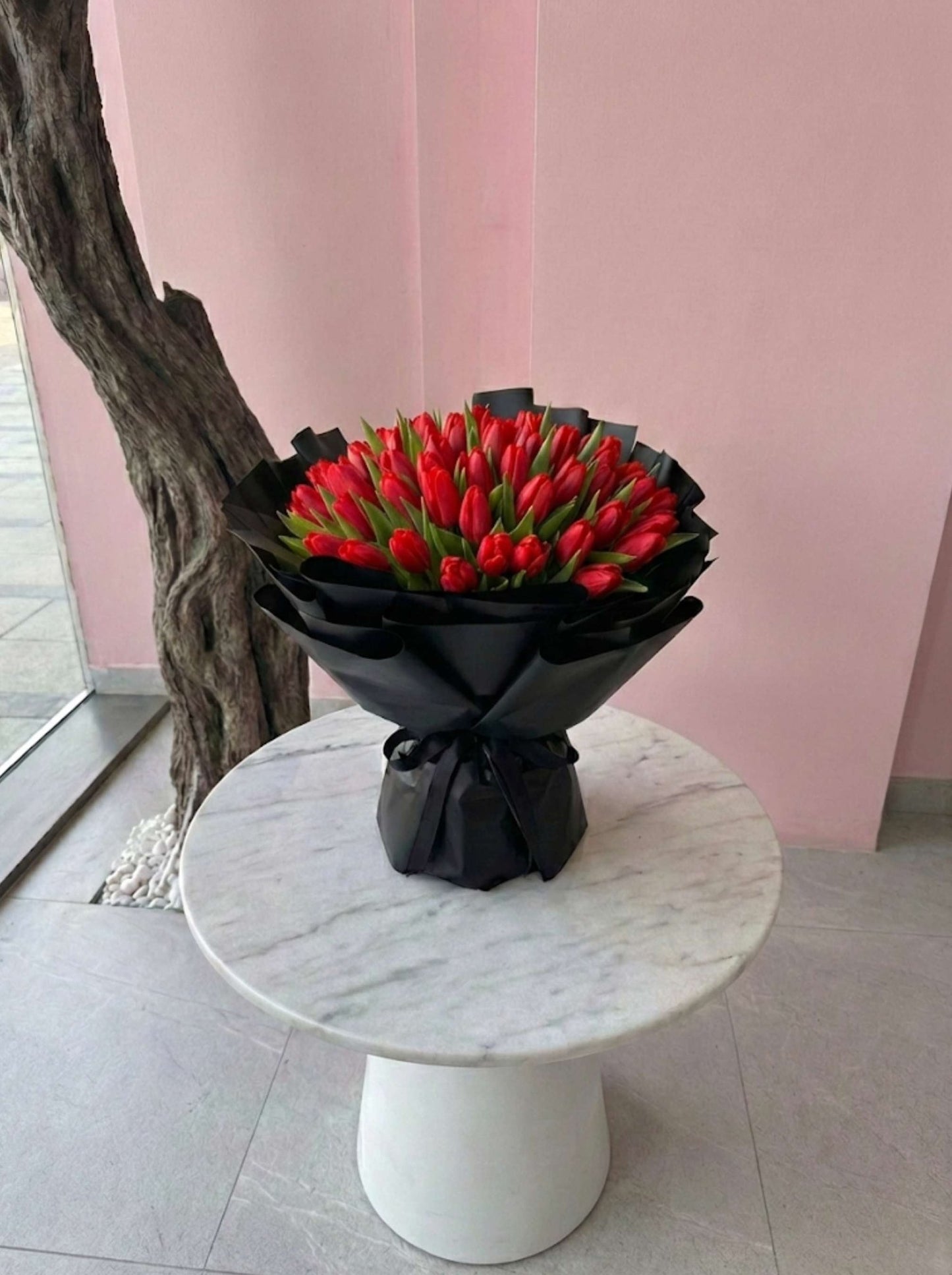 Tulip Charm - karazflowers.ae