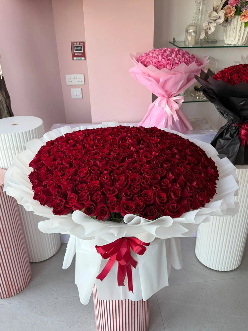 Surprise bouquet delivered in Sharjah UAE 💐